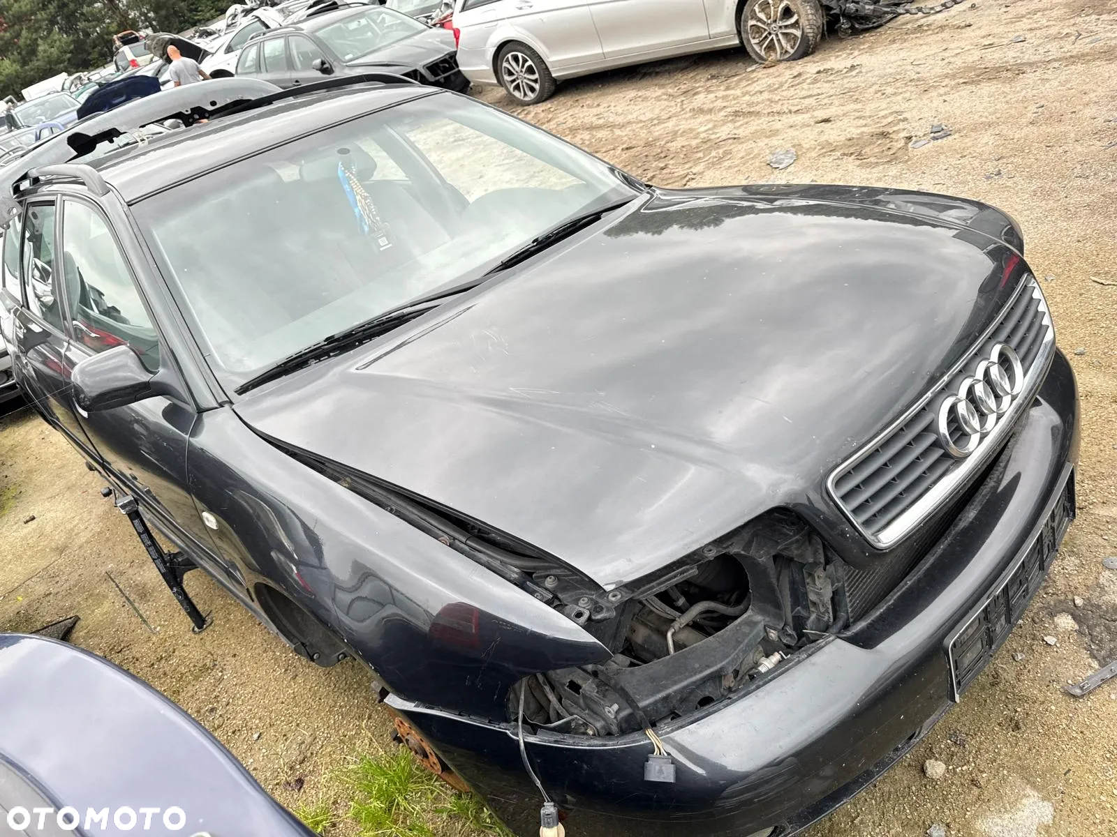 AUDI A4 kombi 2002 1.9 TDI - samochód cały na CZĘŚCI - 6