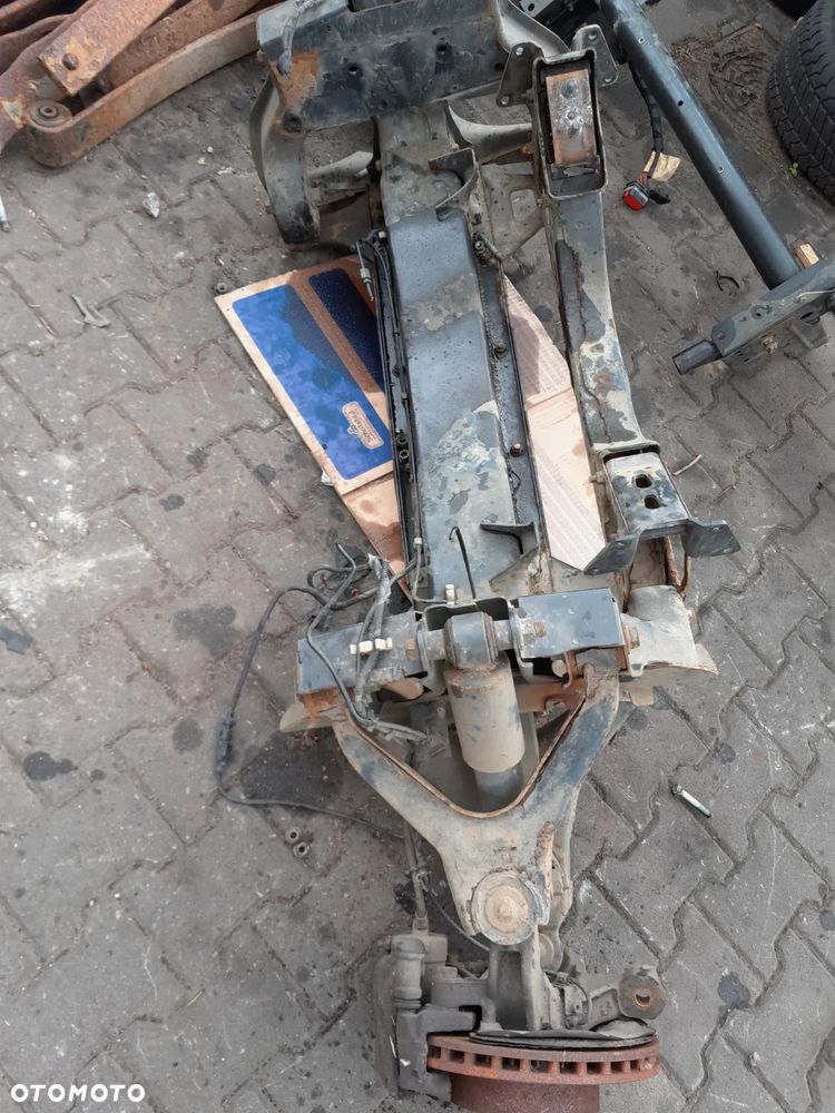 Zawieszenie przód Iveco Daily 15r - 1