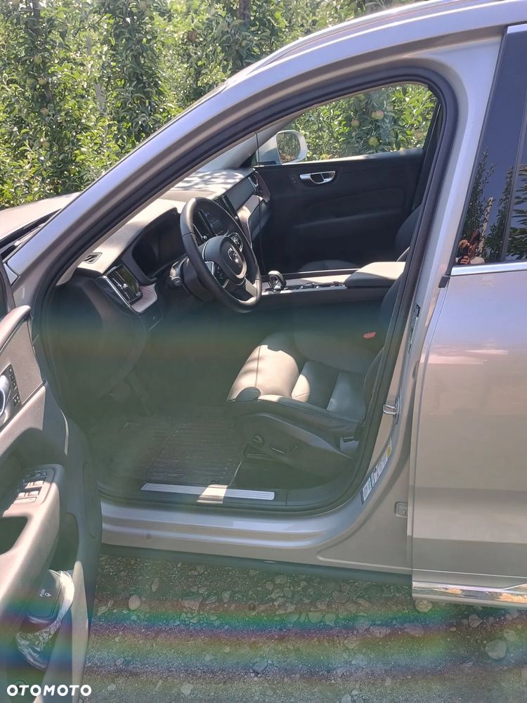 Volvo XC 60 B6 B AWD Geartronic Inscription - 5