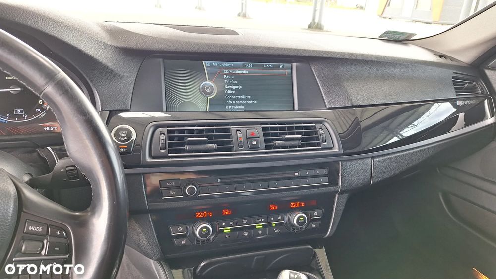 BMW Seria 5 525d xDrive Sport-Aut - 25