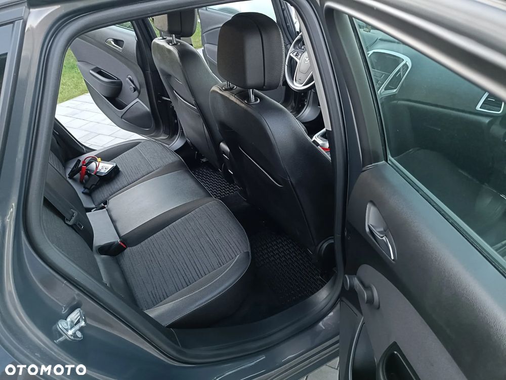 Opel Astra - 18