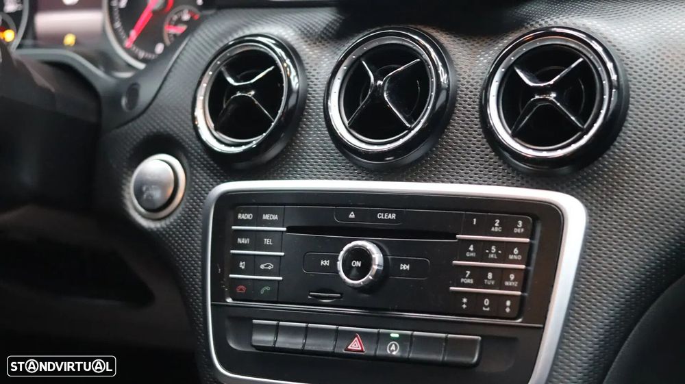 Mercedes-Benz A 180 - 23