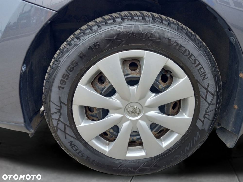 Toyota Auris 1.33 VVT-i Active - 9