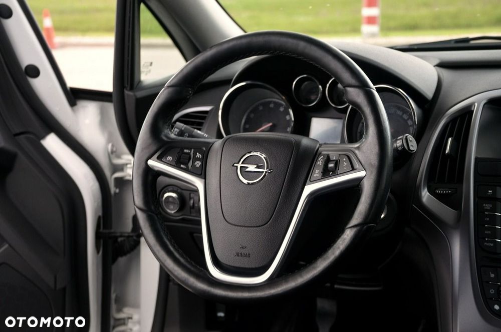 Opel Astra - 19
