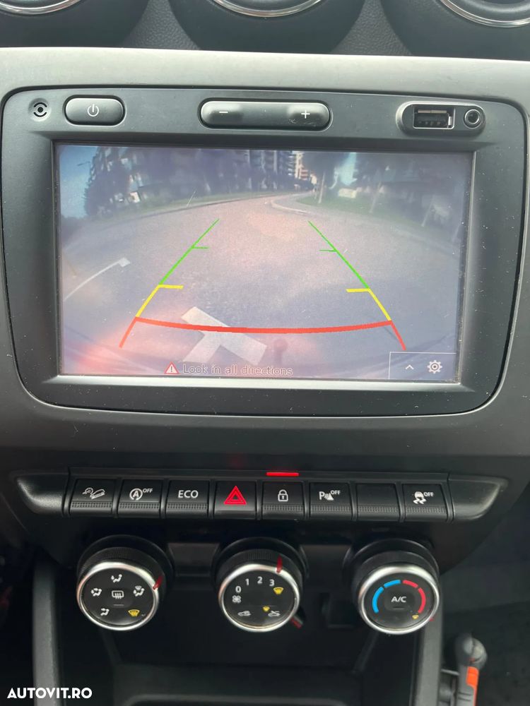 Dacia Duster 1.2 TCe 4WD Comfort - 13