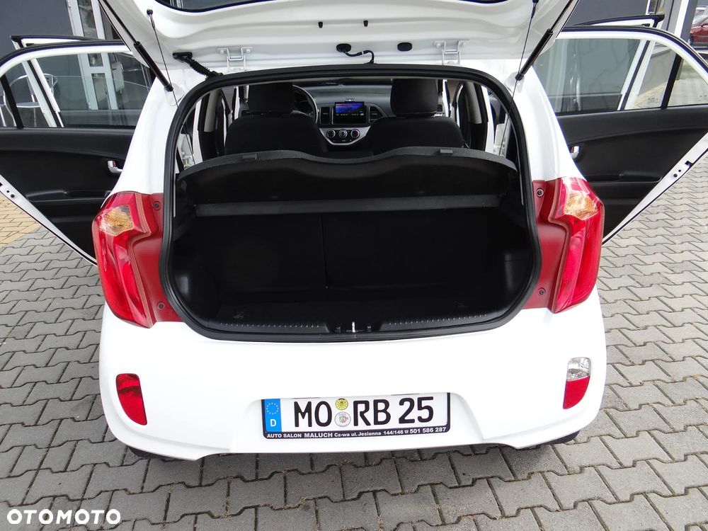 Kia Picanto 1.0 Dream Team Edition - 17