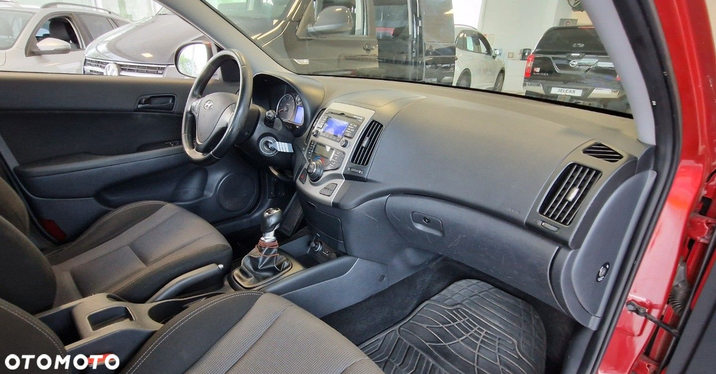 Hyundai i30 - 11