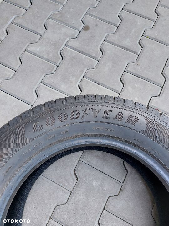 215/65 R16C OPONY DEMO GOODYEAR EFFICIENT GRIP CARGO DOT4819 - 3