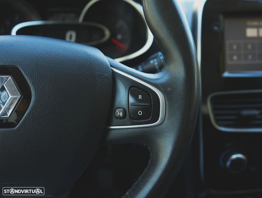 Renault Clio (Energy) dCi 90 Bose Edition - 12