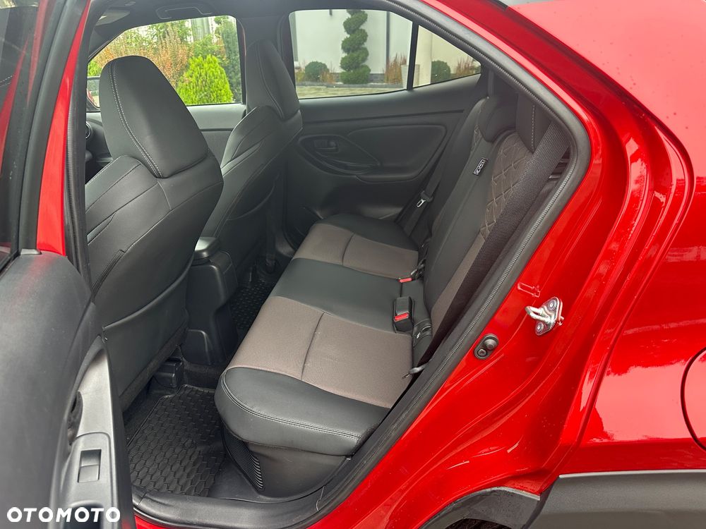 Toyota Yaris Cross Hybrid 130 1.5 VVT-i Style Plus - 16