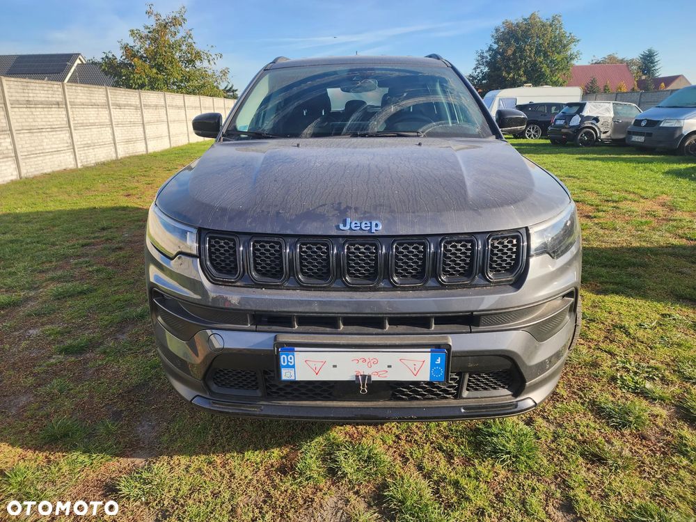 Jeep Compass - 23