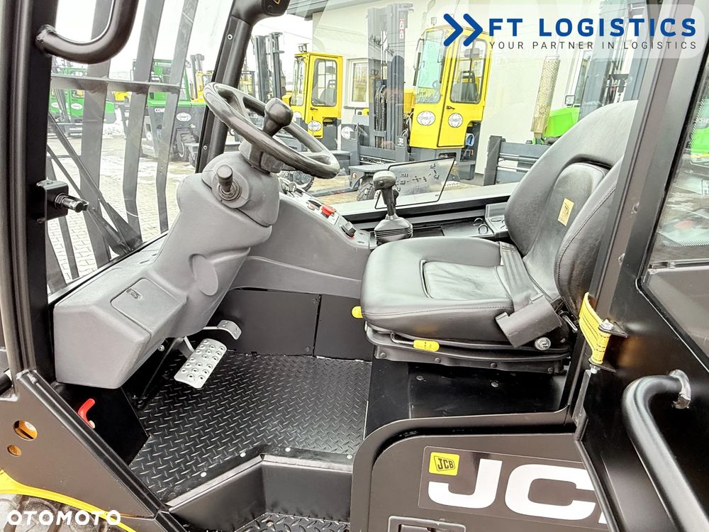 JCB WÓZEK TELESKOPOWY JCB TLT27D / PEŁNA KABINA / 2019 ROK / OGRZEWANIE / PRZESUW BOCZNY - 12