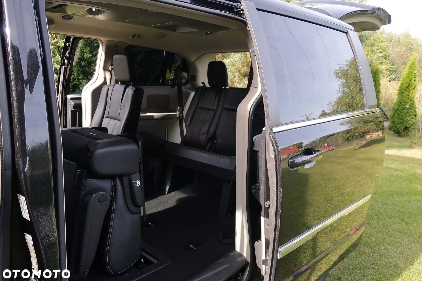 Chrysler Town & Country 3.6 Touring - 11