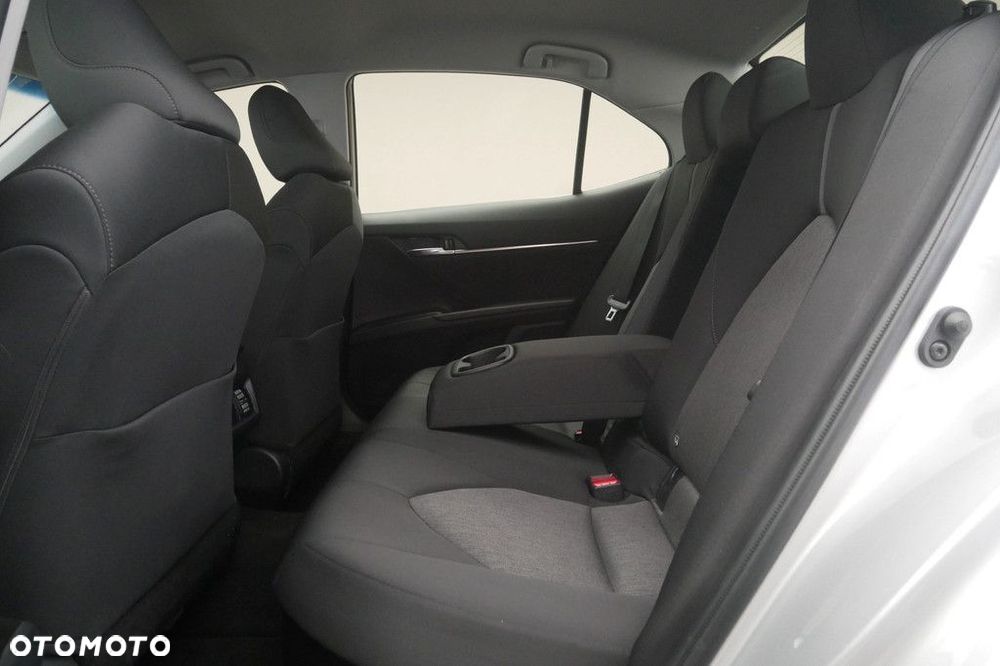 Toyota Camry 2.5 Hybrid Comfort CVT - 15