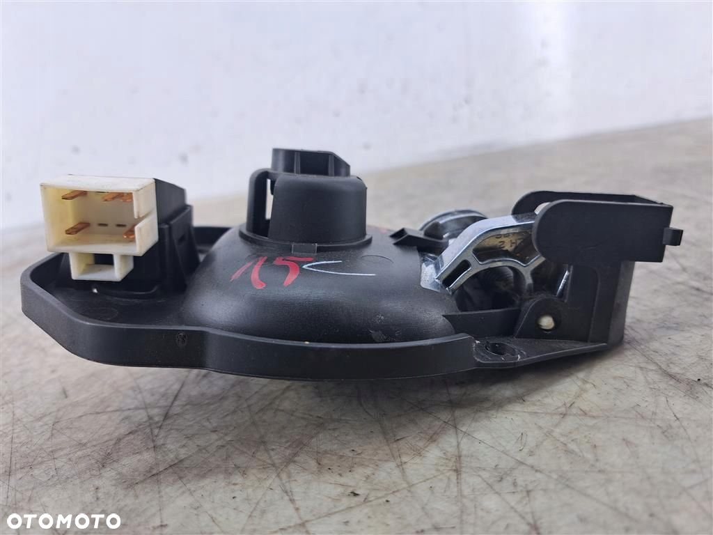 Klamka wewnętrzna tył lewa Chevrolet HHR 2005–2011 - 3