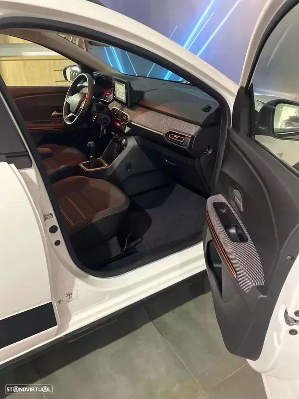 Dacia Sandero - 22