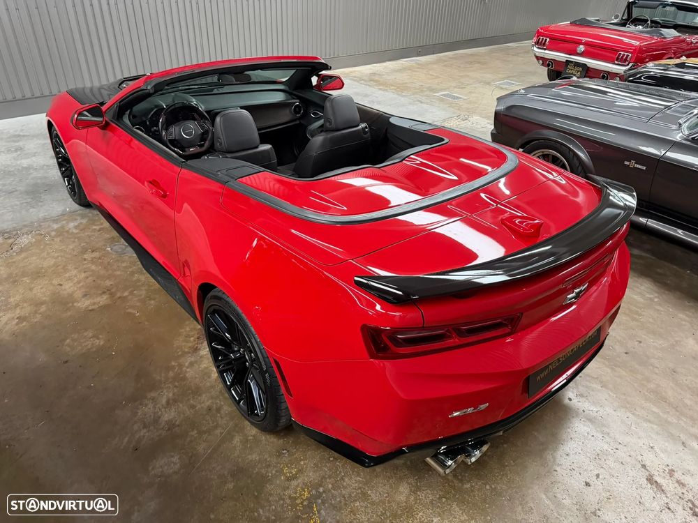 Chevrolet Camaro - 16