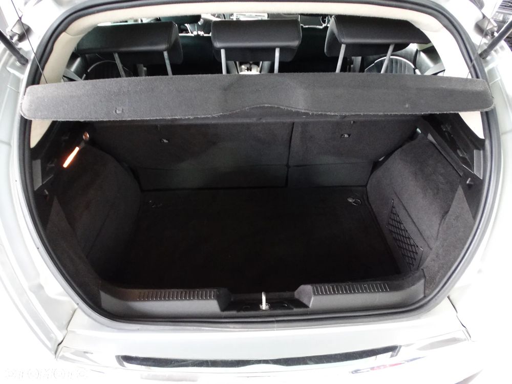 Lancia Delta 1.6 MultiJet 16v DFN6 Platinum - 33