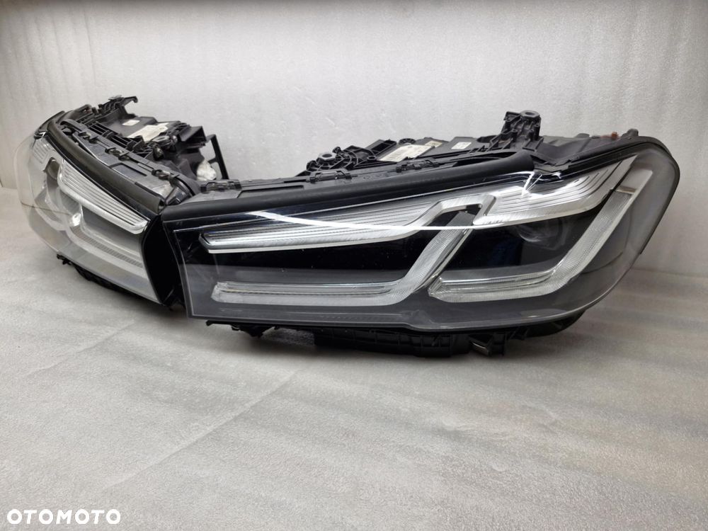 BMW 5 G30 G31 LIFT FULL LED LAMPA LEWA/PRAWA PRZÓD 5A388C7-04/5A388C8-04 - 1