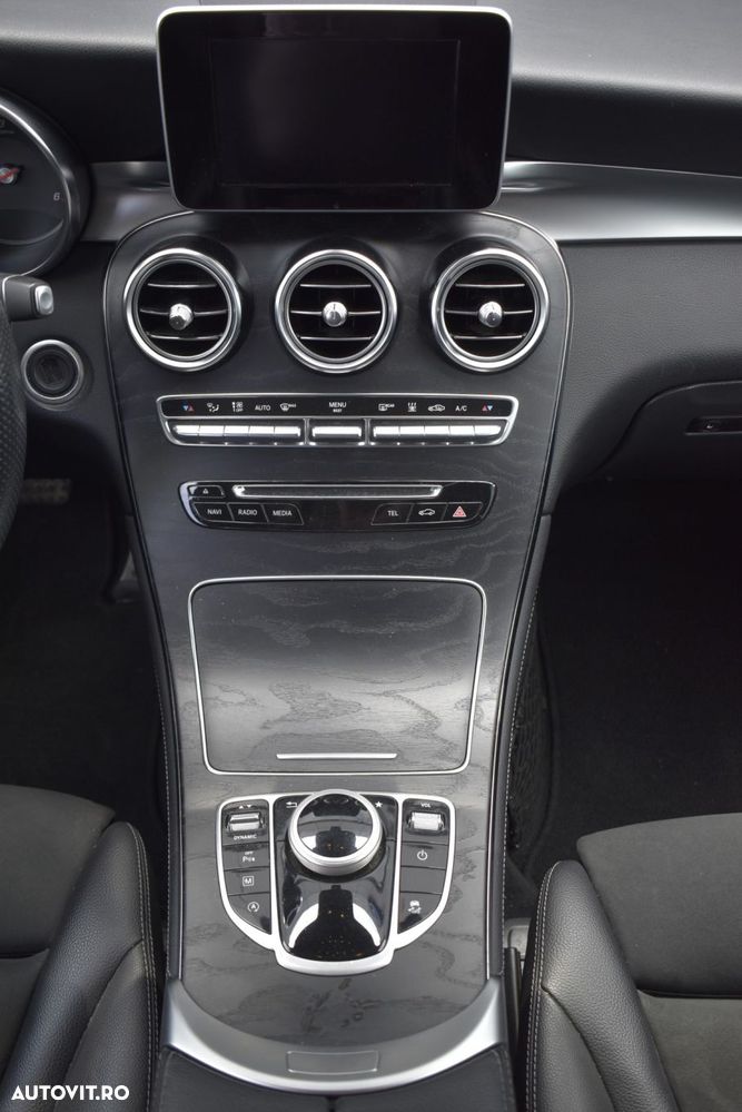Mercedes-Benz GLC 250 d 4MATIC - 29