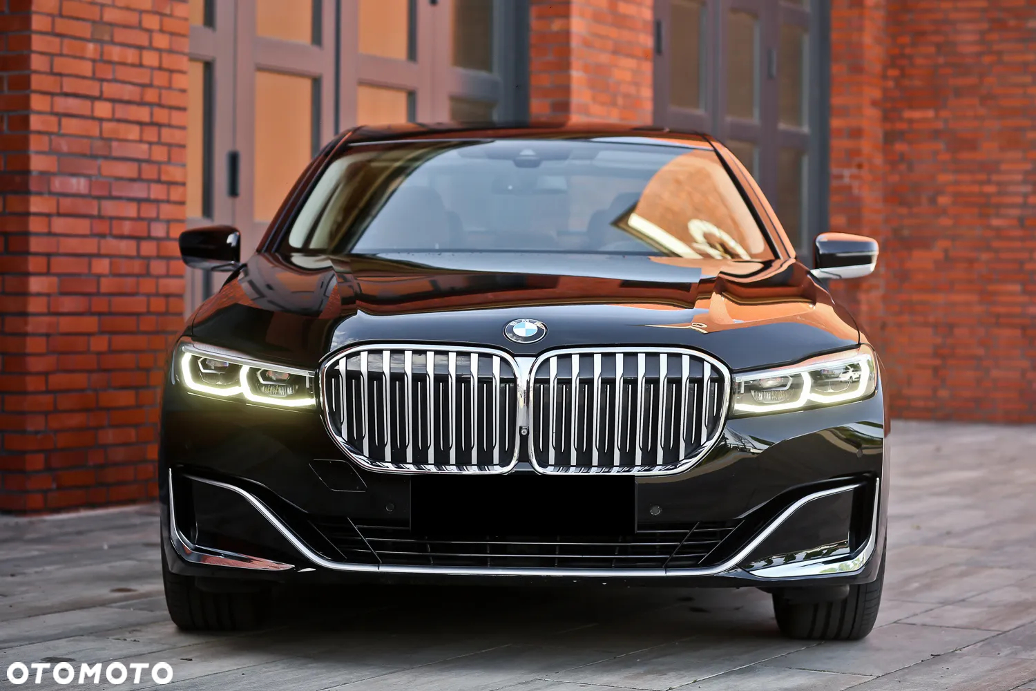 BMW Seria 7 750Li xDrive - 5