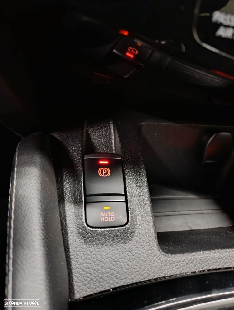 Nissan Qashqai 1.5 dCi N-Connecta J18 - 22