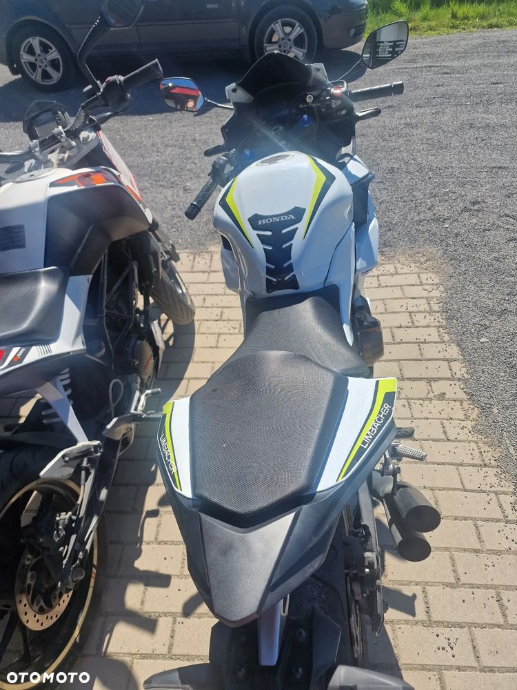Honda CBR - 3