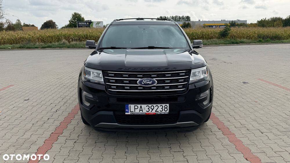Ford Explorer - 12
