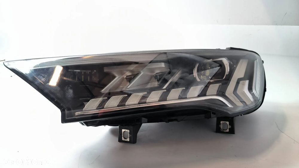 AUDI Q7 II 4M LIFT 3.0 TDI 2019 SUV AUTOMAT 286KM 4M0941039 Lampa lewa przednia - 5