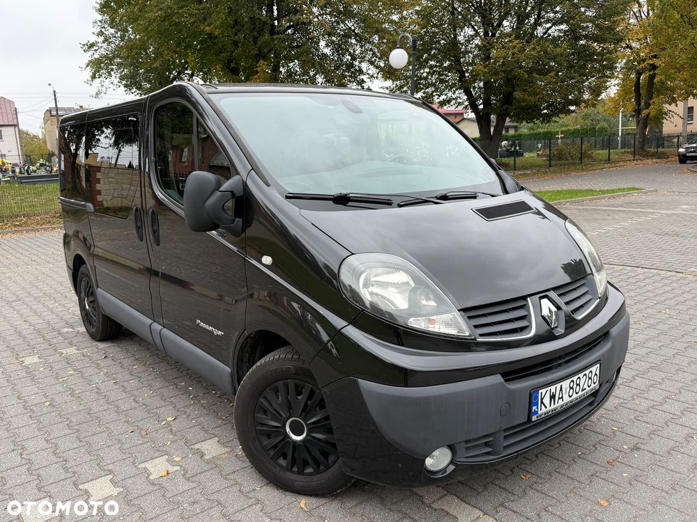 Renault Trafic 2010 photo 2