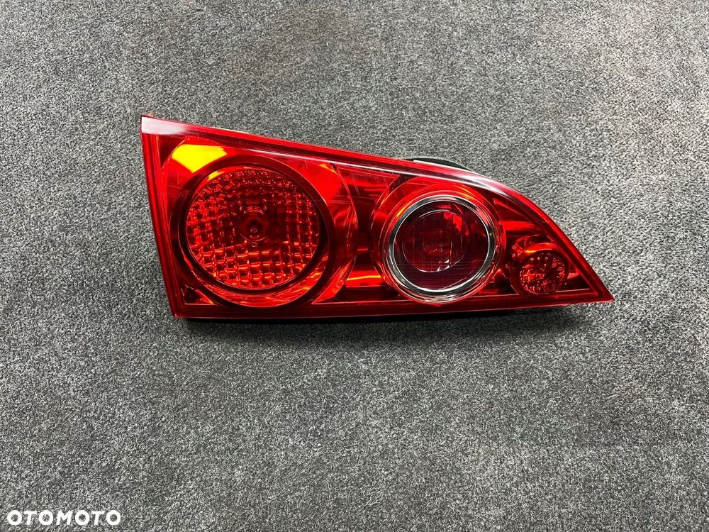 honda accord VII kombi lampa lewa tył tylna w klape OE europa