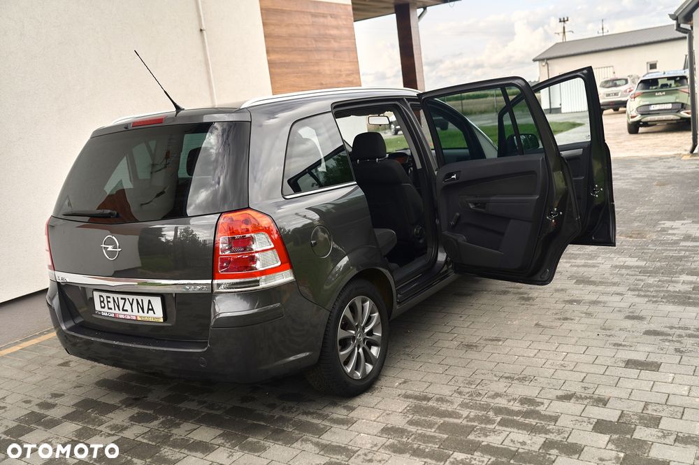 Opel Zafira 1.6 - 20
