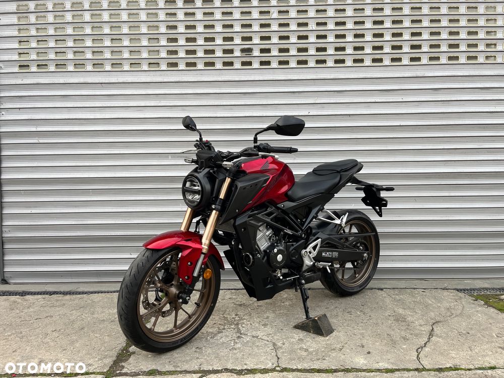 Honda CB - 22