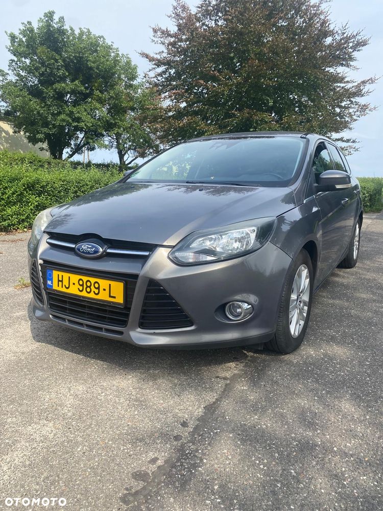 Ford Focus - 1