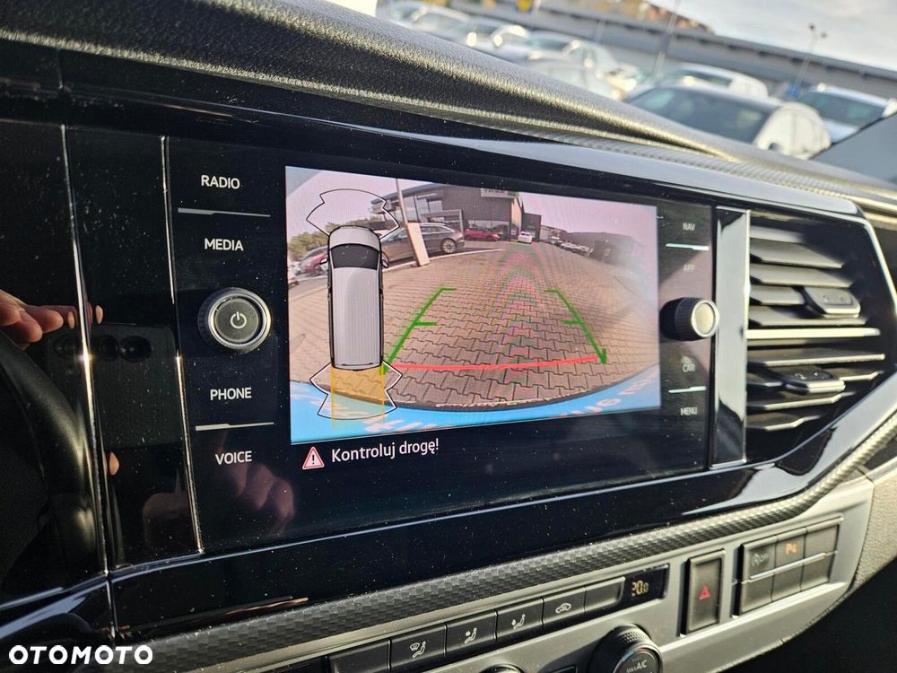 Volkswagen Multivan - 15