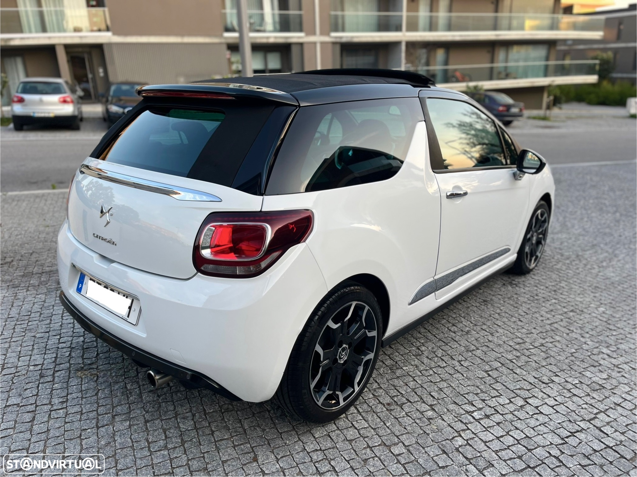 Citroën DS3 Cabrio 1.2 VTi So Chic - 25