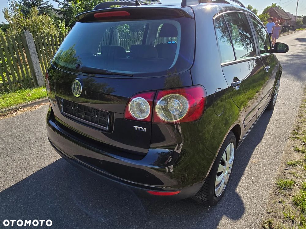 Volkswagen Golf Plus - 22