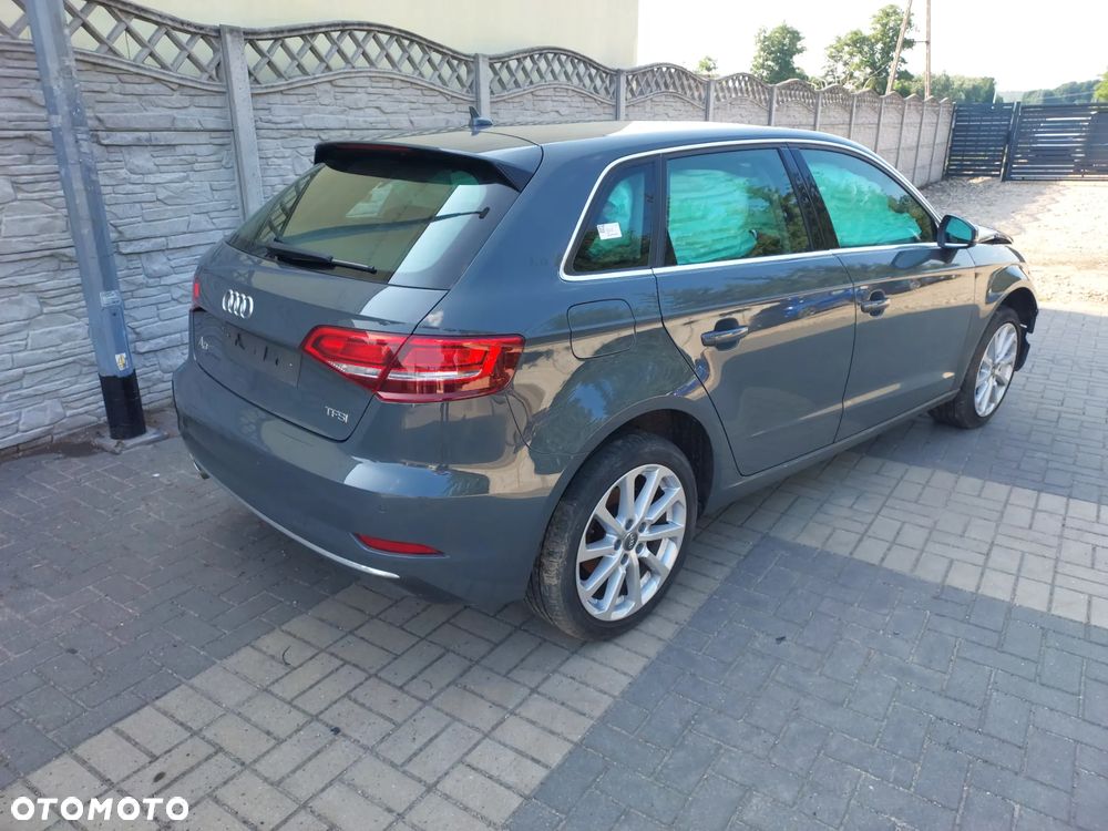 Audi A3 Sportback 1.5 TFSI Sport S tronic - 2