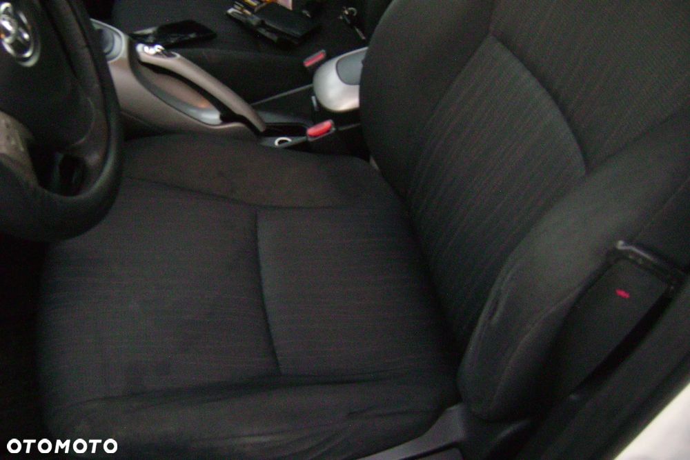 Toyota Auris 1.4 D-4D 2010 - 9