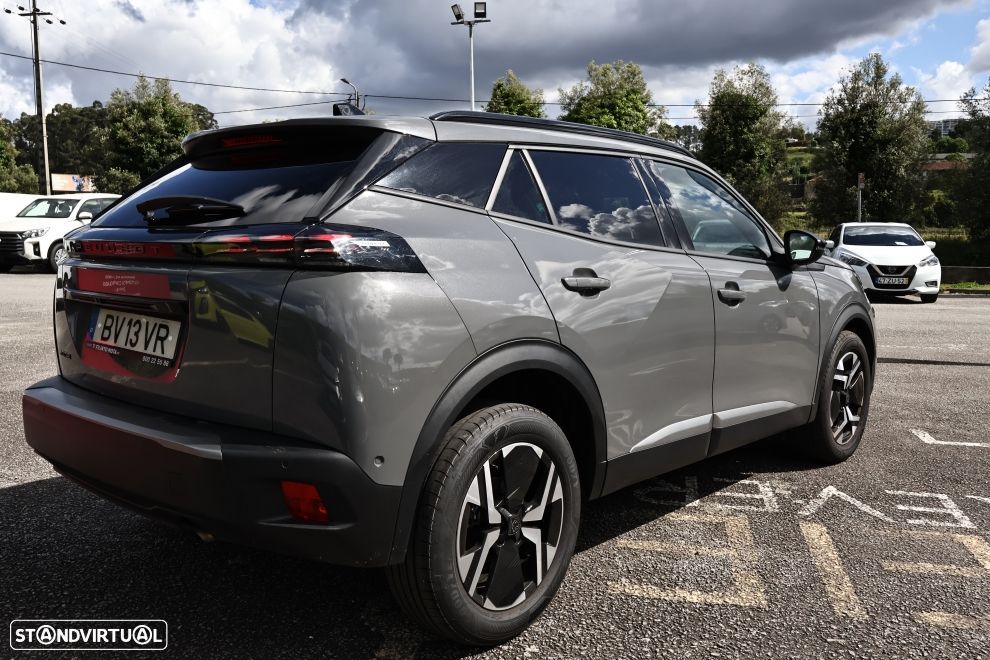Peugeot 2008 1.2 PureTech Allure - 2