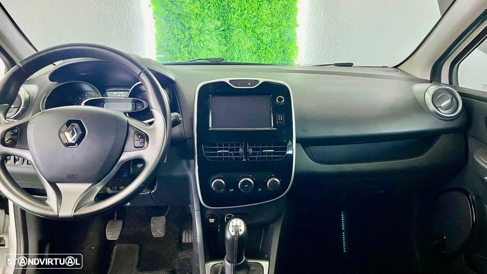 Renault Clio Sport Tourer Energy dCi 90 Start & Stop LIMITED - 9