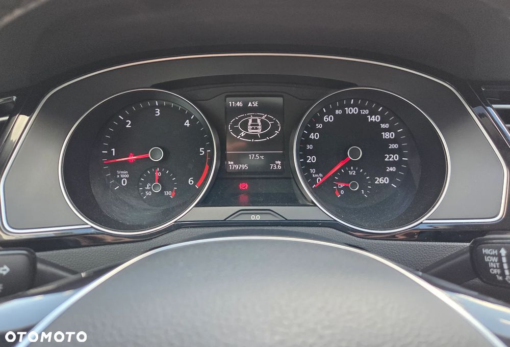 Volkswagen Passat 2.0 TDI BMT Comfortline - 13