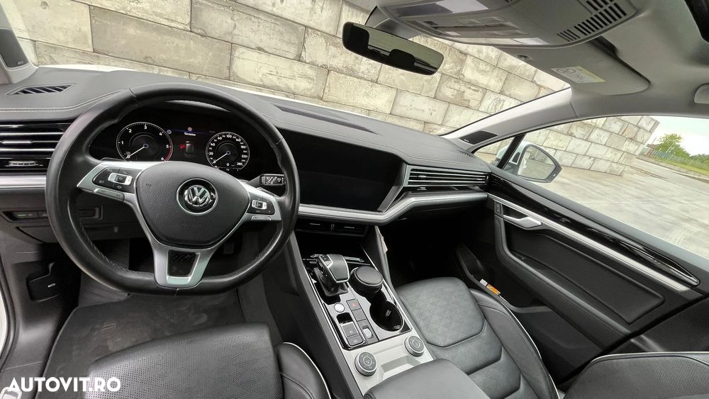 Volkswagen Touareg V6 TDI Elegance - 10
