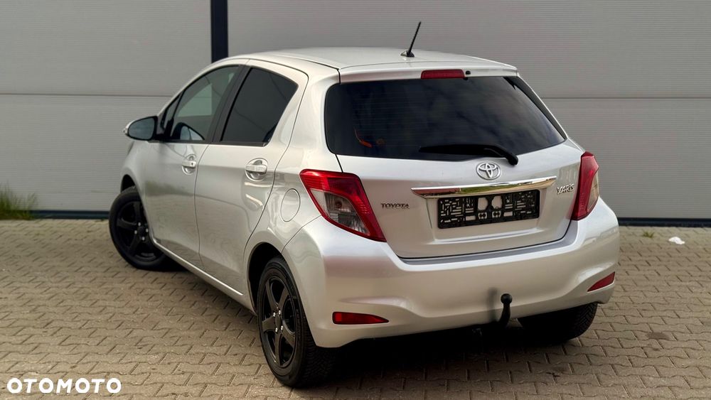Toyota Yaris 1.3 VVT-i Luna - 24