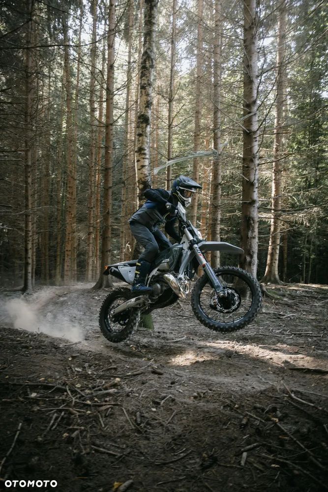 Husqvarna TE - 9
