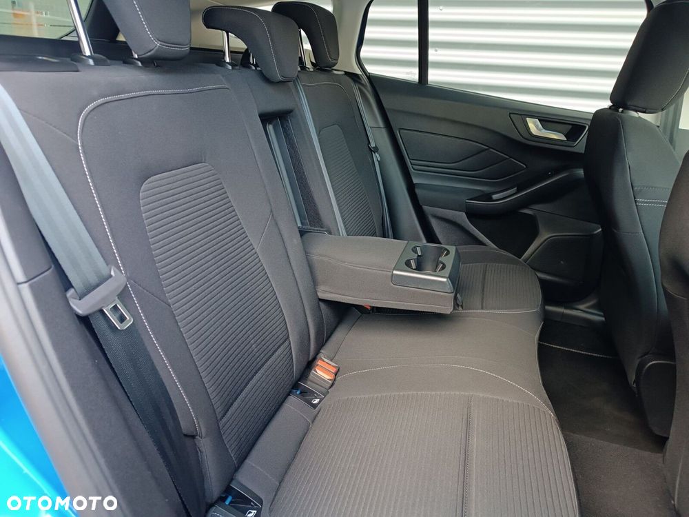Ford Focus 1.0 EcoBoost mHEV Titanium X - 33