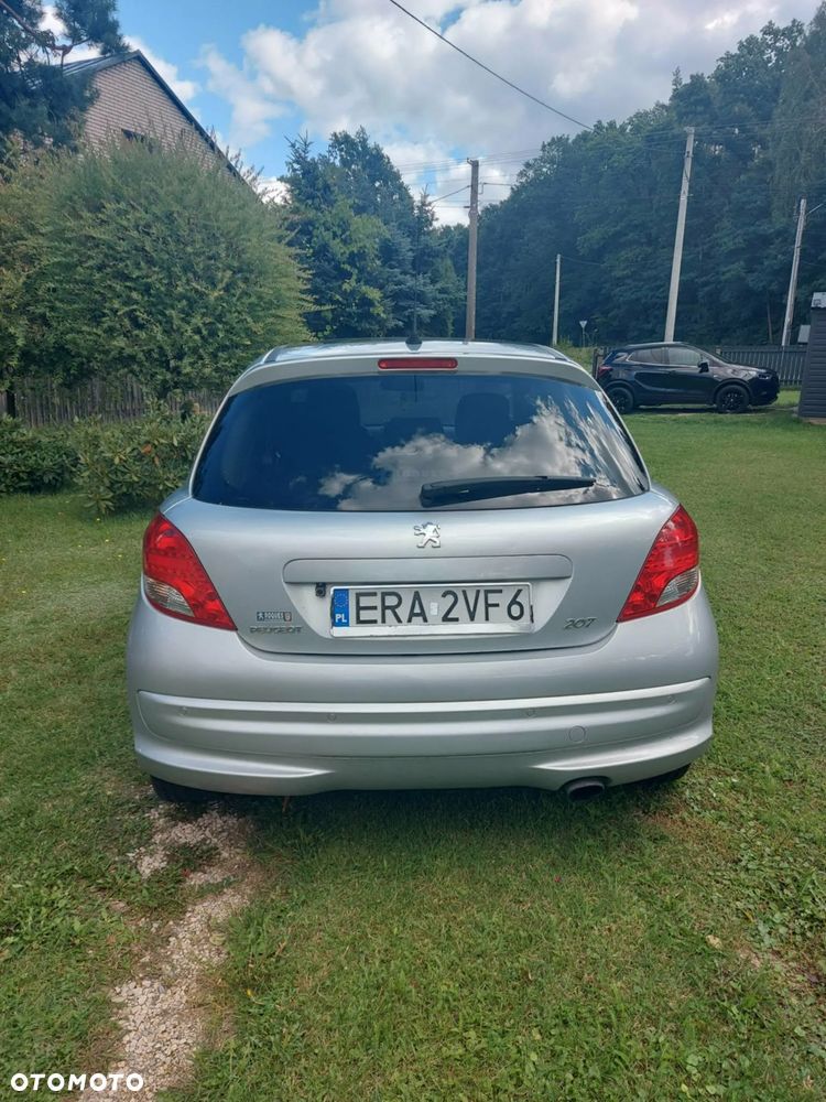 Peugeot 207 - 5