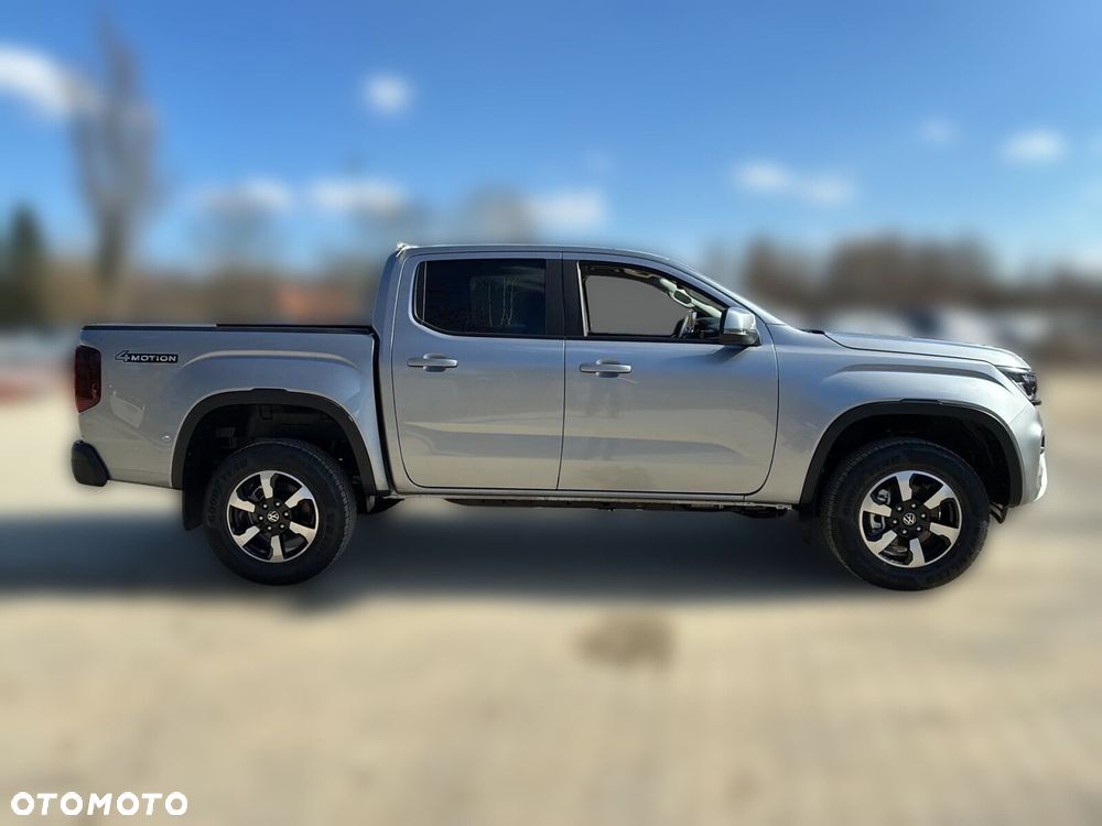 Volkswagen Amarok - 11