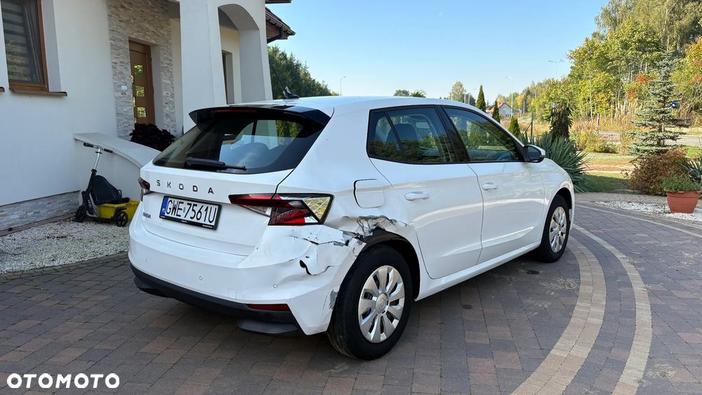 Skoda Fabia 1.0 Essence - 3