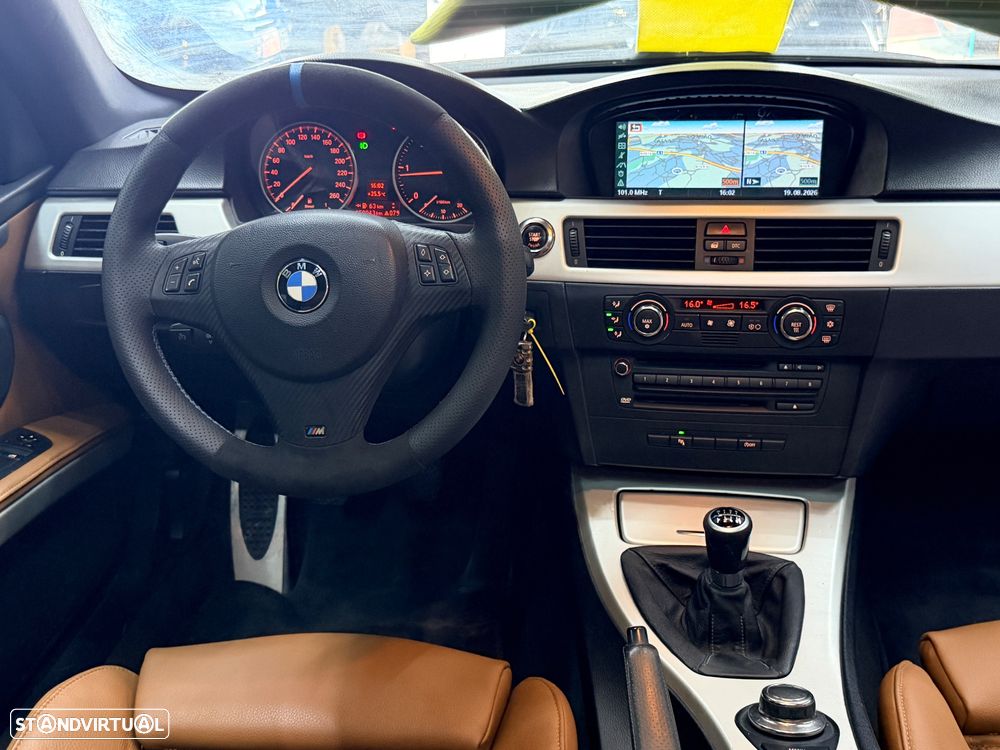 BMW 320 d Coupe - 25